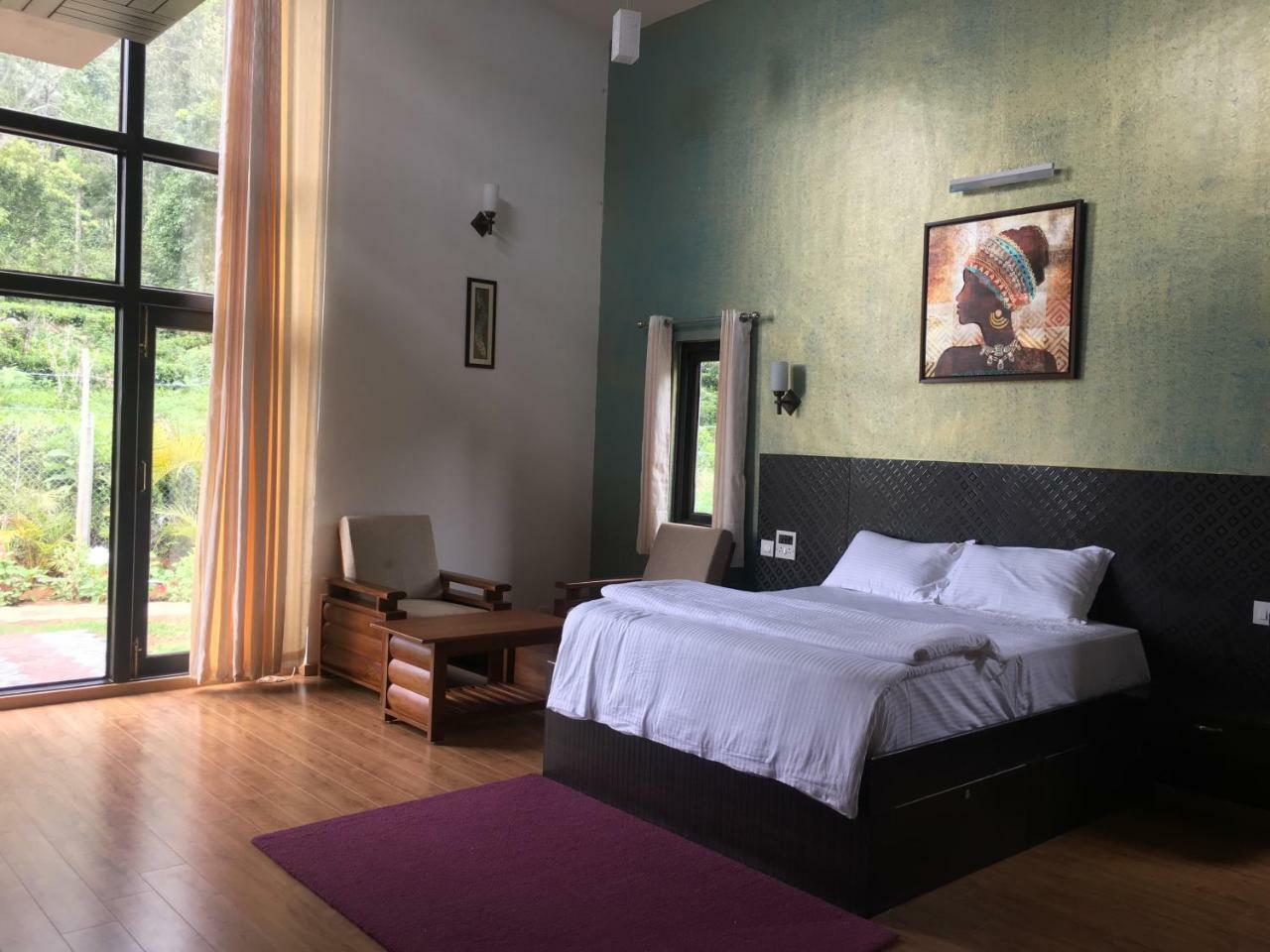 Silvertip Cafe & Homestay コタジリ エクステリア 写真